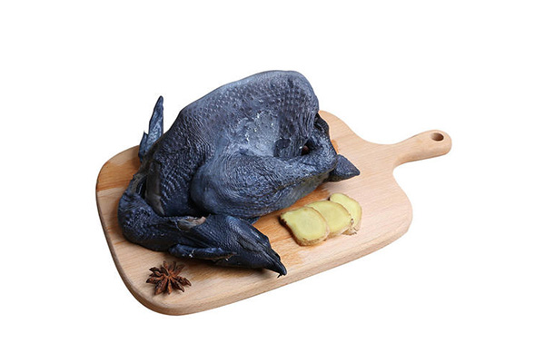 深圳食堂承包公司淺談烏雞的營(yíng)養(yǎng)成分